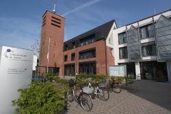 Das Altenzentrum St. Anno - die Heimat des Bücherwurmes Das Altenzentrum St. Anno - die Heimat des Bücherwurmes