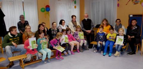 Urkundenübergabe in der Caritas Unter den Hecken Urkundenübergabe in der Caritas Unter den Hecken