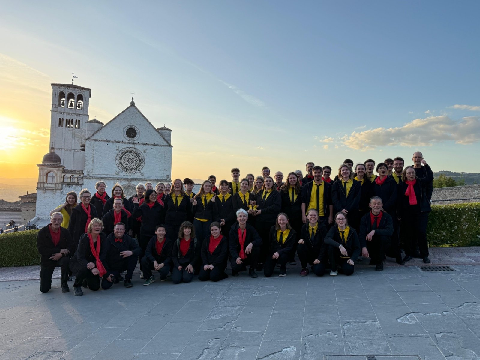 Assisi San Francesco Chorgruppe im Panorama