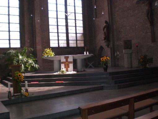 Gubbio Kirche Innenraum