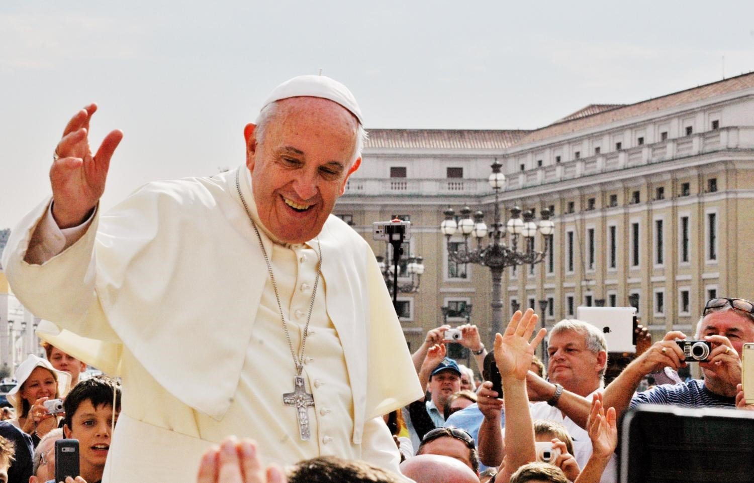 papst (c) Christine Limmer in: Pfarrbriefservice.de