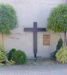 Das Kreuz außen
