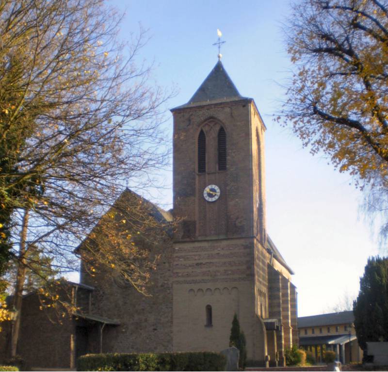 St Ursulakirche Westansicht