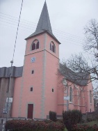 Westansicht des alten Teils unserer Pfarrkirche