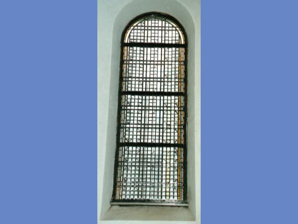 04 Kirchenfenster Hauptschiff 1