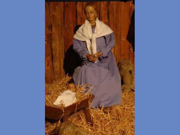 17 Krippe Detail Maria und Jesukind